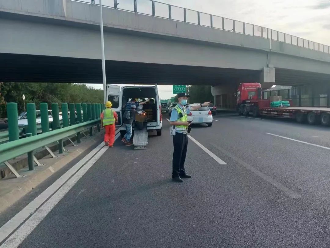 鼓式制動(dòng)器,摩托車(chē)剎車(chē)圈,輪轂剎車(chē)圈,Drum brake,摩托車(chē)制動(dòng)鐵套