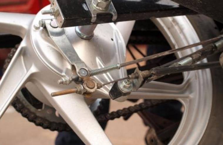 鼓式制動(dòng)器,摩托車(chē)剎車(chē)圈,輪轂剎車(chē)圈,Drum brake,摩托車(chē)制動(dòng)鐵套